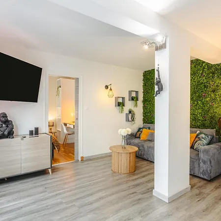 Jungle Saintaise - Appartement, Hypercentre, Fibre, Tv 4k, Parking Prive Payant